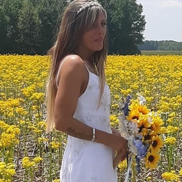 Meet your Posher, Kim - Picture 1 of 1